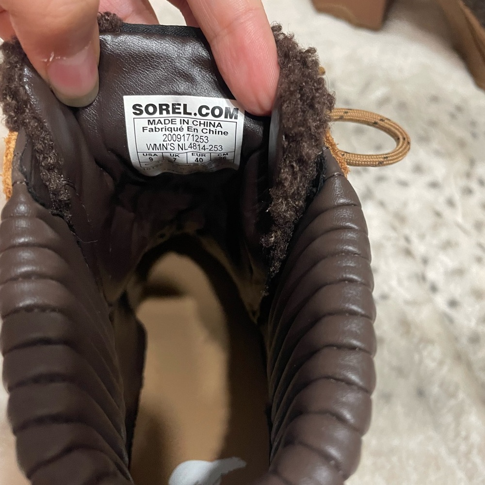 Sorel Brex Cozy Lace Up Boots - Picture 4 of 6